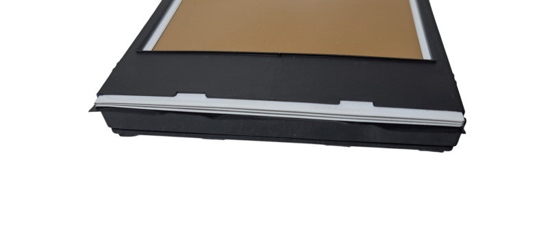 Polaroid 600 One Step Close Up Built-In Flash Film Instant Camera With Strap