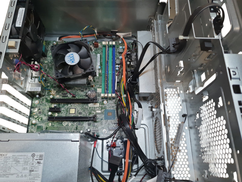 Lenovo ThinkStation P330 Tower | i7-8700 @ 3.2GHz 16GB DDR4