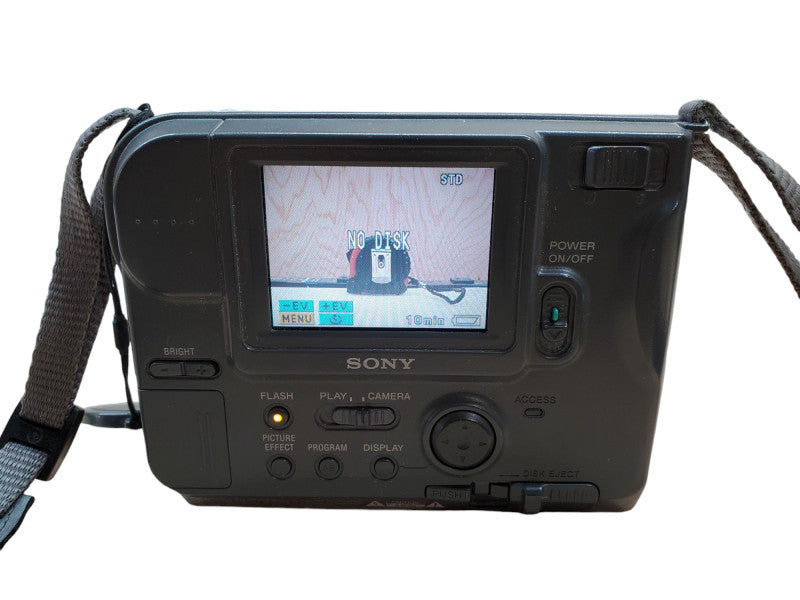 SONY Mavica MVC-FD75 Floppy Disc Digital Still CAMERA | w/ Battery + Charger