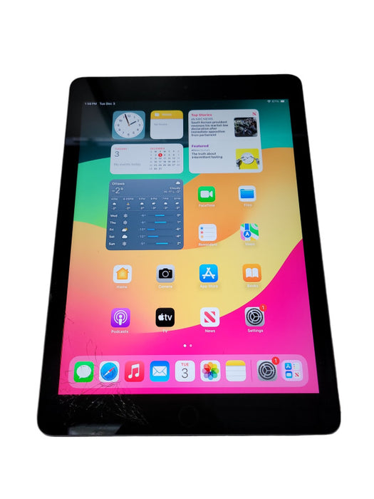 Apple iPad 6th Gen 32GB (A1893) - READ Δ