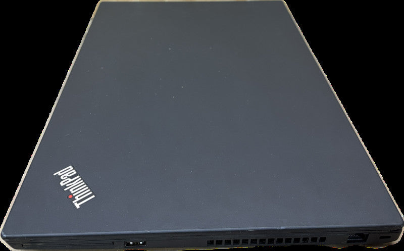 Lenovo ThinkPad P15s i7-10510U@1.8GHz QUADRO P520 2GB GPU 16GB RAM 256GB SSD  Lap200