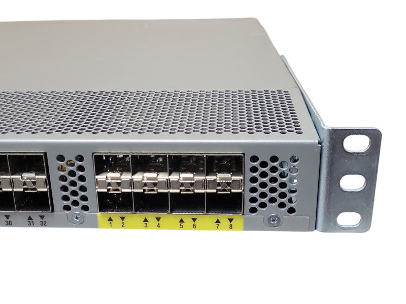 Cisco Nexus 32-Port 1/10GbE & 8-Port 10GbE Fabric Extender N2K-C2232PP-10GE _