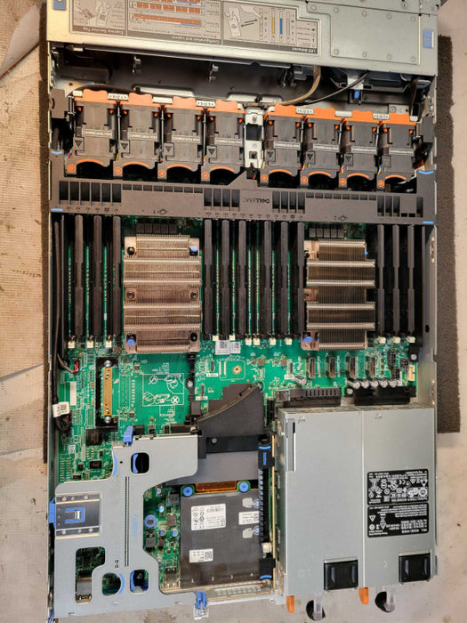Dell PE R640 1U Server BareBone w/ 2x Heatsink, 2x 1100W PSU, No CPU, No RAM !