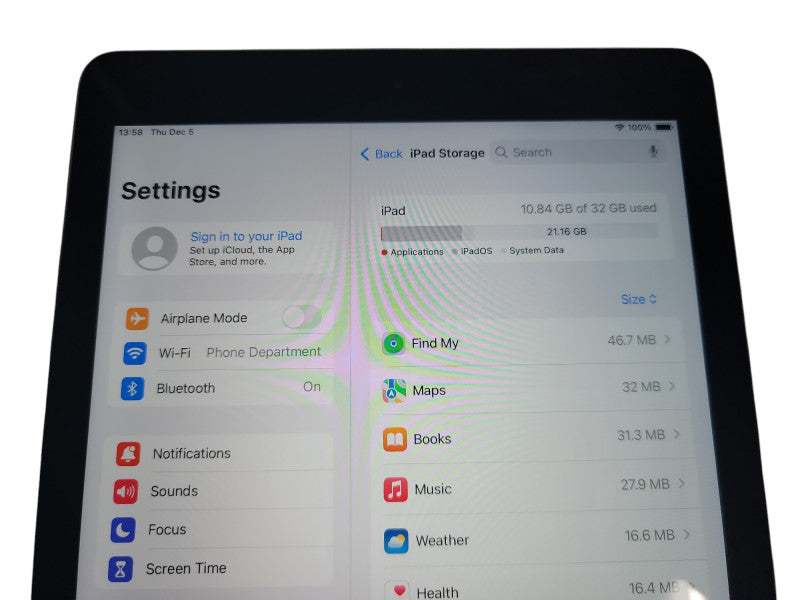 Apple iPad 6th Gen - 32GB - Space Gray [A1953 | Wifi Only] (