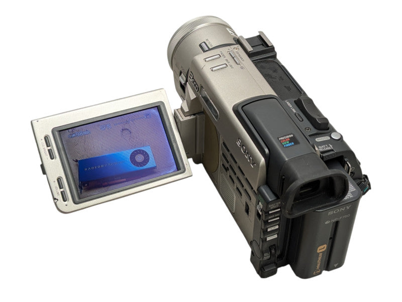 Sony DCR-TRV900 Digital Video Camera Recorder  -