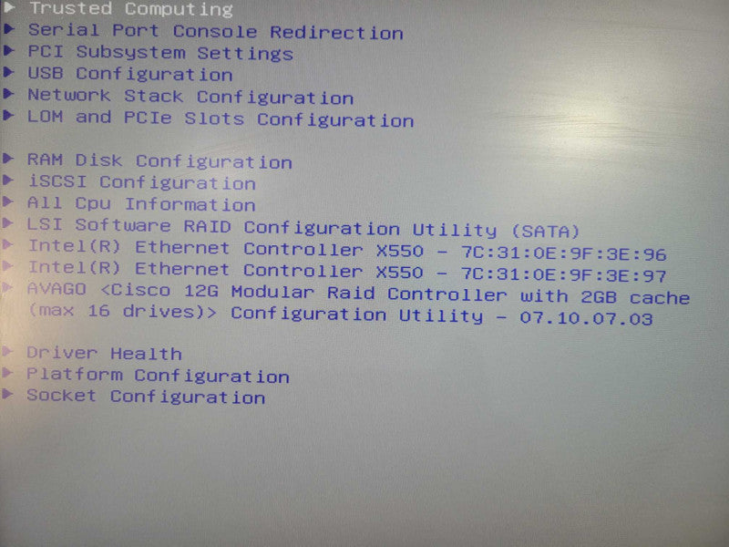 Cisco UCS C220 M5 1U | Xeon Bronze 3204 @1.90GHz, 16GB DDR4, Avago 12G RAID !