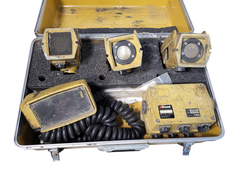 TSD 1037002 INTEGRATED CONTROL w/ 1030014 Sonic Trackers READ $
