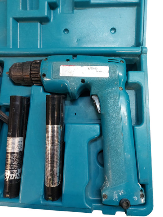 Makita DC9700A Hand Drill With Fast Charger AND Case- READ DESCRIPTION