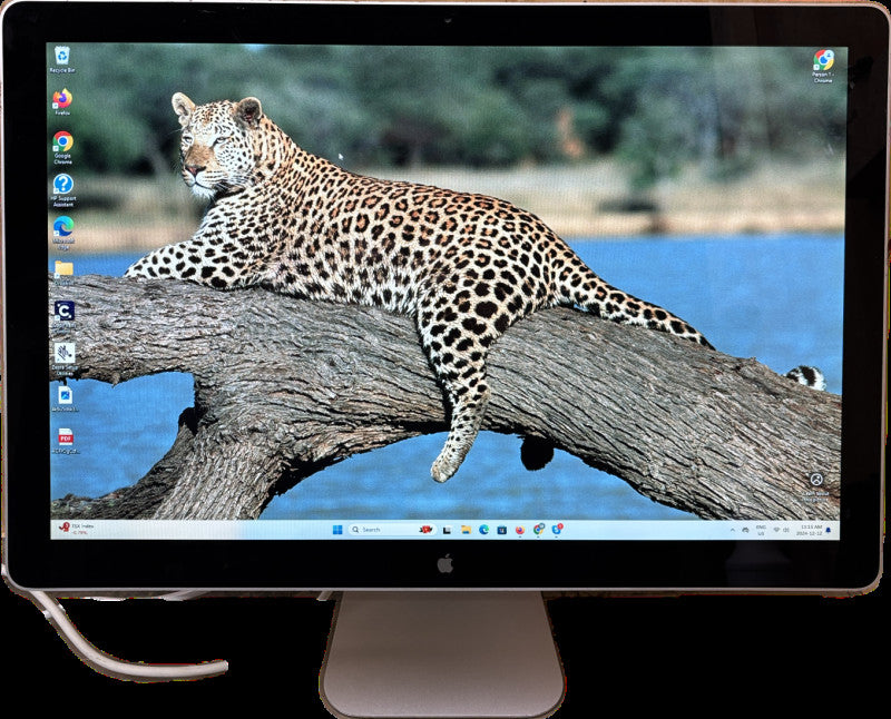 Apple Cinema Display LED 24-Inch A1267 1920X1200 iSight Camera READ!