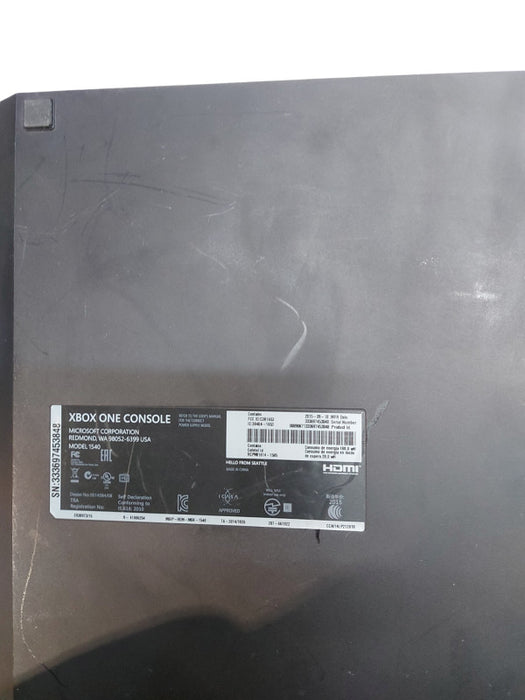 Xbox One Console Model 1540 - READ DESCRIPTION