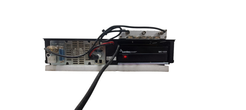Kenwood TKR-D810 UHF DMR/FM Analog Repeater