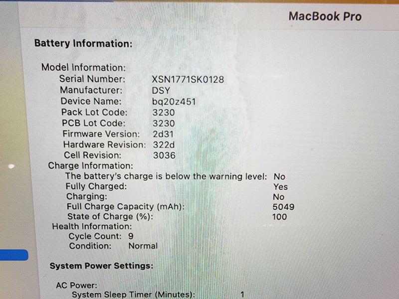 Apple Macbook Pro 2017 13" 2-Core i5-7360U @ 2.3GHz 8GB DDR3 250GB SSD (