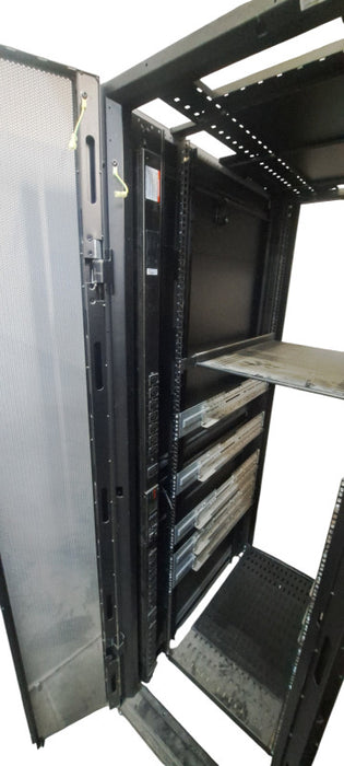 APC AR3100 NetShelter SX 42U Deep Enclosure W/AP8959 Power Strip