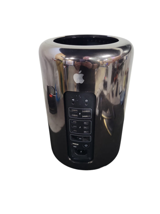 Apple Mac PRO A1481 NO HDD/RAM READ !