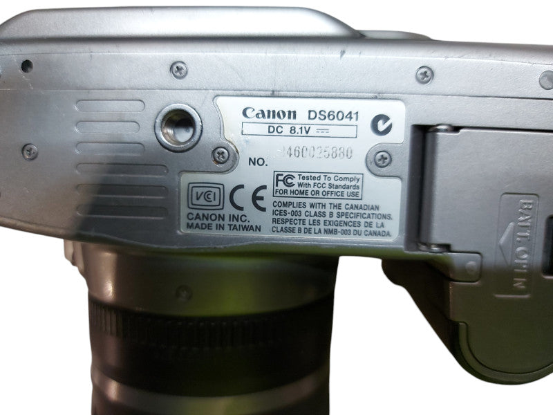 CANON Digital Rebel DS6041 Digital DSLR Camera with 18-55mm EF-S Lens