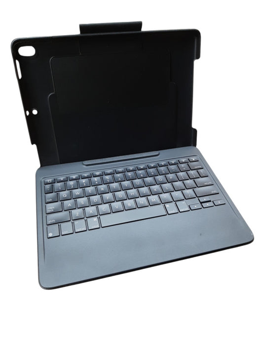 Logitech iPad Pro 10.5 inch Keyboard Case, detachable backlit keyboard