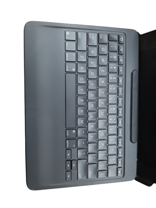 Logitech iPad Pro 10.5 inch Keyboard Case, detachable backlit keyboard
