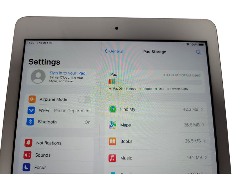 Apple iPad 5th Gen - 128GB - White [A1822] (