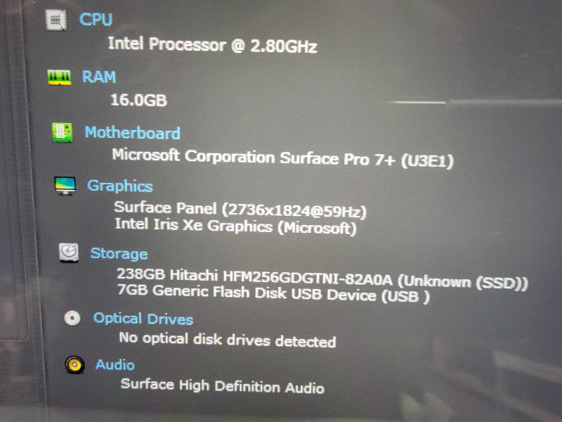 MS Surface Pro 7+ 1960 12.3" | 4-Core i7-1165G7 @2.8GHz | 16GB RAM | 256GB SSD - READ