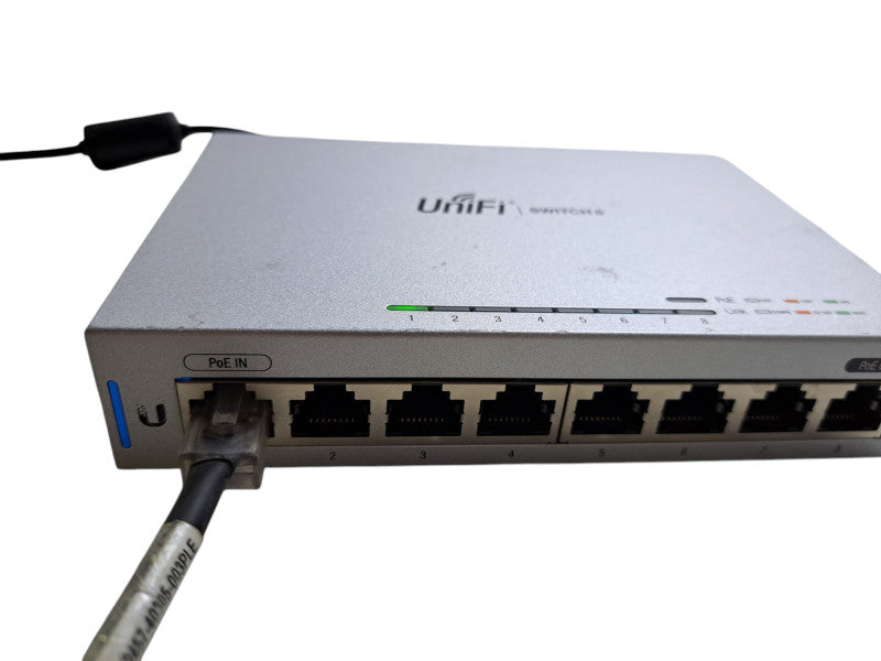 Ubiquiti Networks UniFi US-8 | 8-Port Gigabit Switch w/ PoE Passthrough
