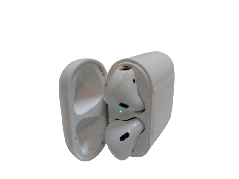 Apple AirPods 1st Gen Model: A1602 Q=