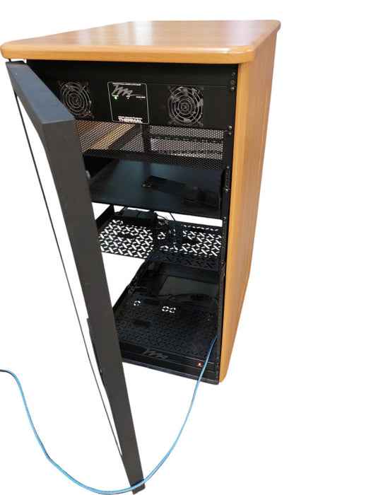 Middle Atlantic Server/Audio Half Rack / Left Wall Side Panel Missing  =