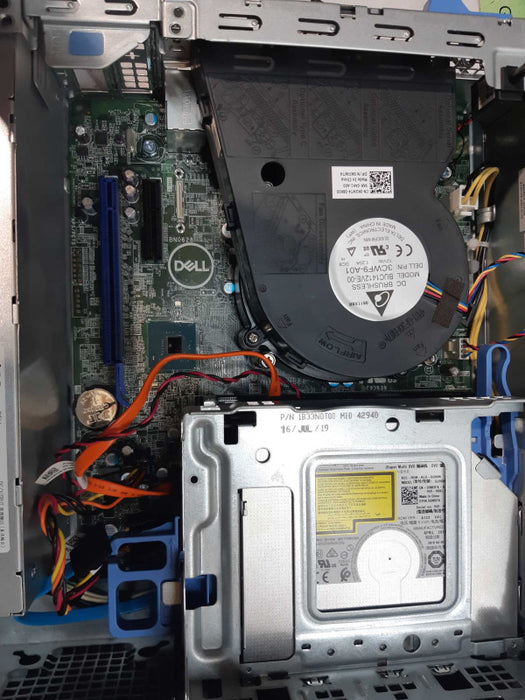 Dell OptiPlex 5070, SFF Desktop, i5-9500 CPU @ 3.00 GHz, 16GB DDR4, No HDD  Q