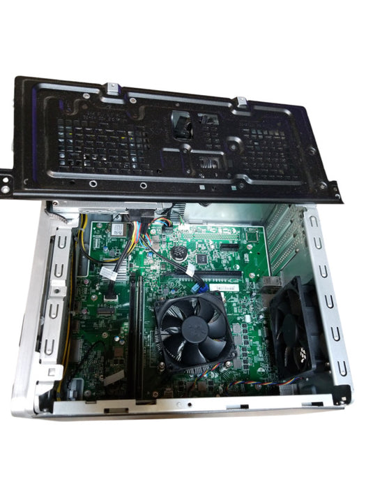 HP PAVILION 590-p0xxx TOWER | AMD A10-9700 RADEON R7 @3.5GHz | 8GB RAM\t Q