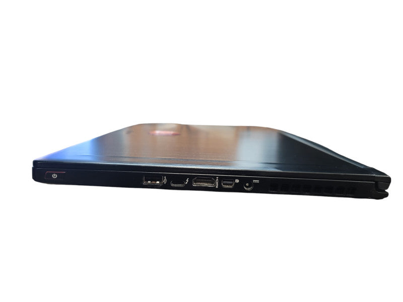 MSI GS63VR 7RF Stealth Pro| i7-7700HQ| 32GB DDR4| GTX 1060| 512GB SSD | READ β Lap200