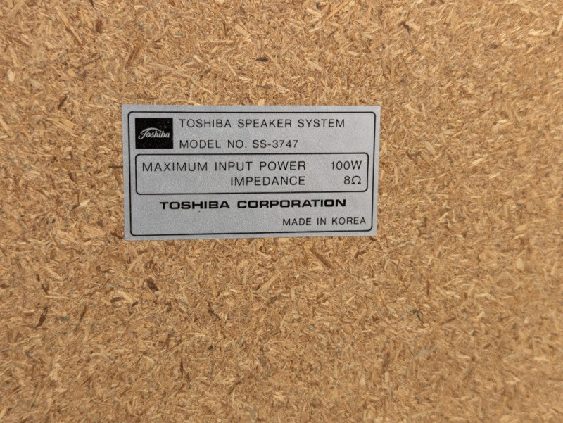 TOSHIBA Tow Way Bass-Reflex Vinatage Hi-Fidelity Speakers SS-3747  -