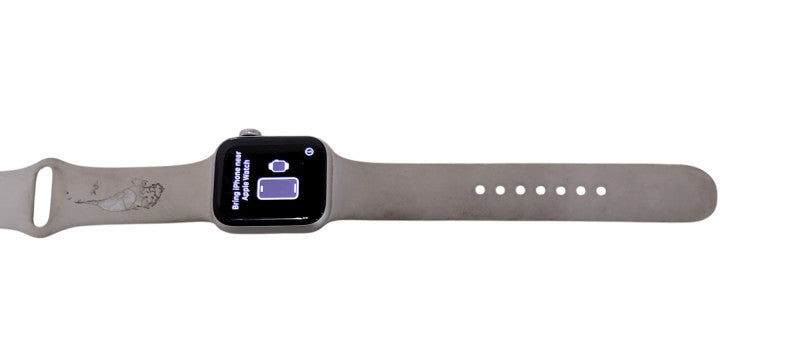 Apple watch SE 40mm A2722, READ _
