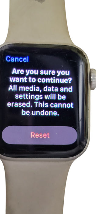 Apple watch SE 40mm A2722, READ _