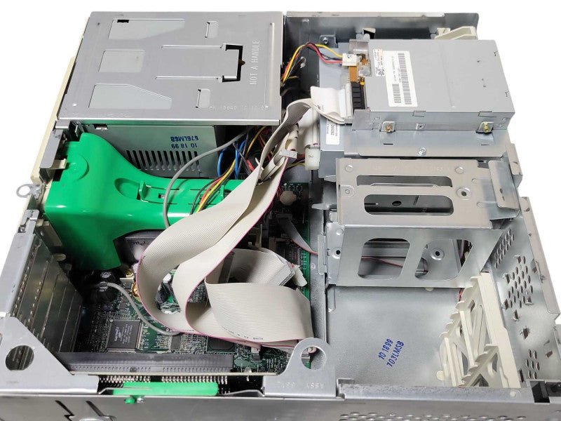 Dell Optiplex GX1 600Mbr+ Intel Pentium III 600MHz, 320MB SDRAM, No HDD  _