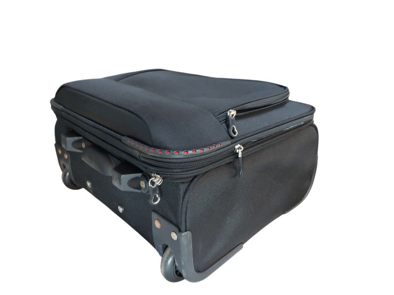 Swiss Gear Travel Bag/Suitcase on Wheels/Roll Behind Bag Med Size 14x16x8  =