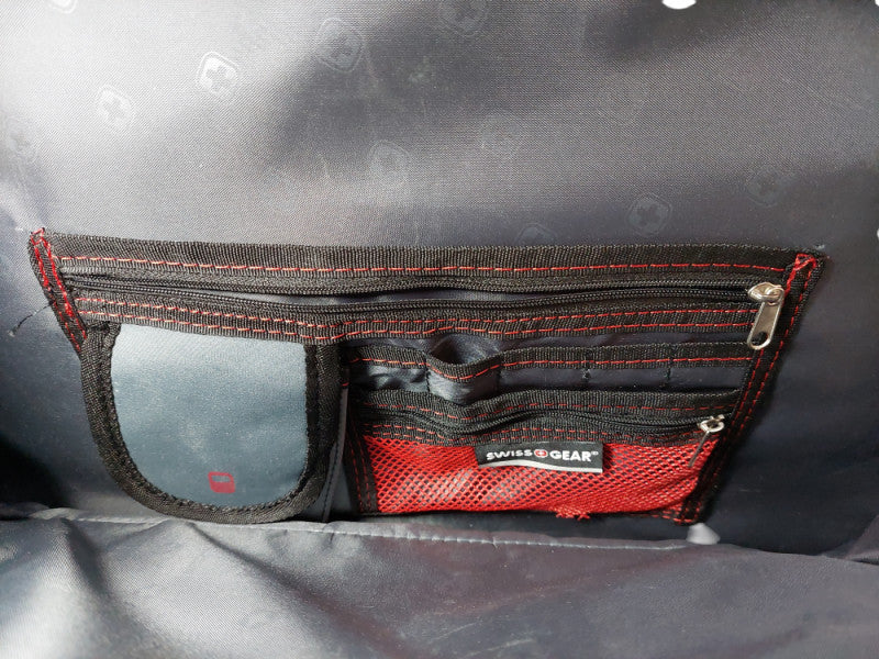 Swiss Gear Travel Bag/Suitcase on Wheels/Roll Behind Bag Med Size 14x16x8  =