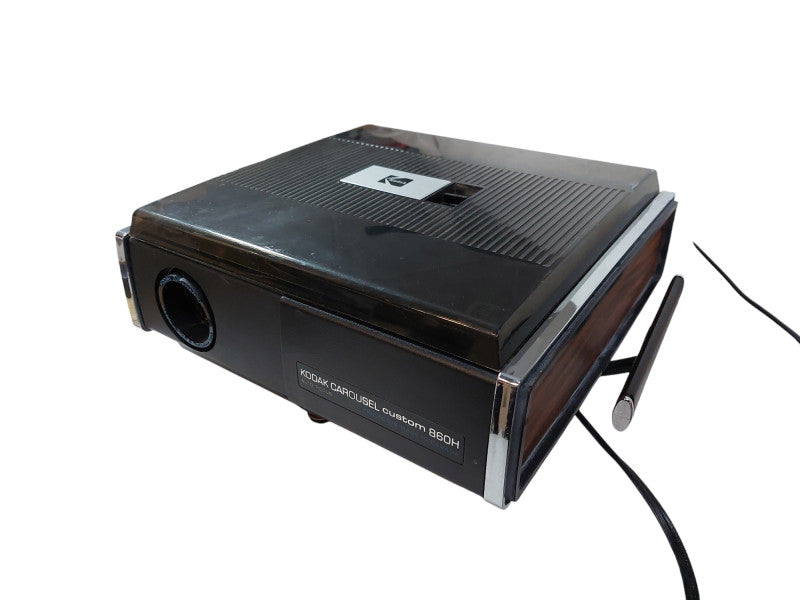 Vintage Kodak Carousel Custom 860H Auto Focus Slide Projector  =