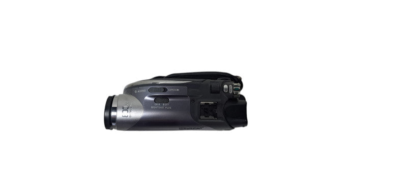 Sony Handycam DCR-DVD305 Camcorder W/ Battery