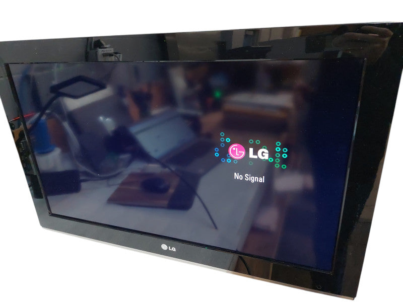 LG 32" LCD TV   Model: 32LD350 =
