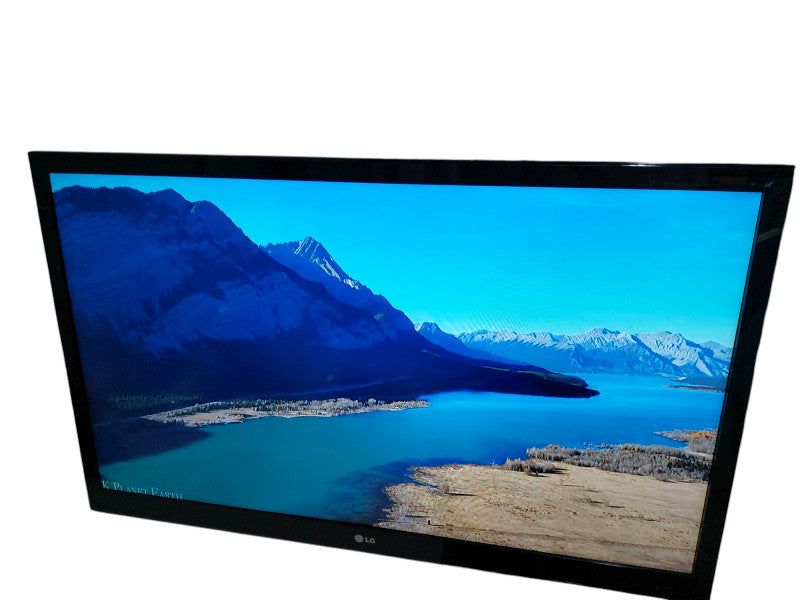 LG 47" LCD TV Model: 47LV3500-UV  =