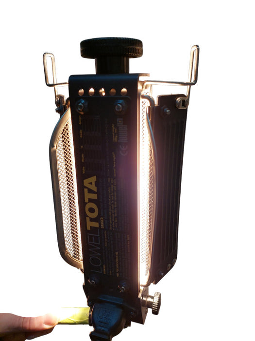 Lowel Tota Studio Light Wide Angle T110 =