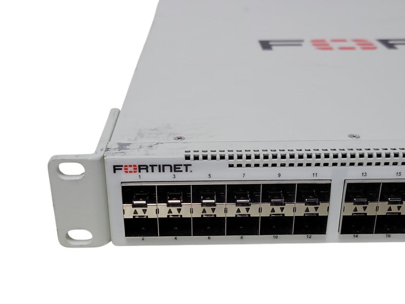 Fortinet FortiSwitch FS-1048D 48x10GE SFP+ 4x40GE, 2x PSU, READ _