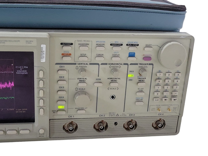 Tektronix TDS 754A Color four channel digitizing oscilloscope, READ _