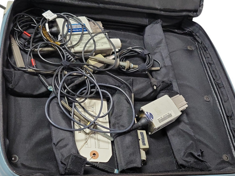 Tektronix TDS 754A Color four channel digitizing oscilloscope, READ _