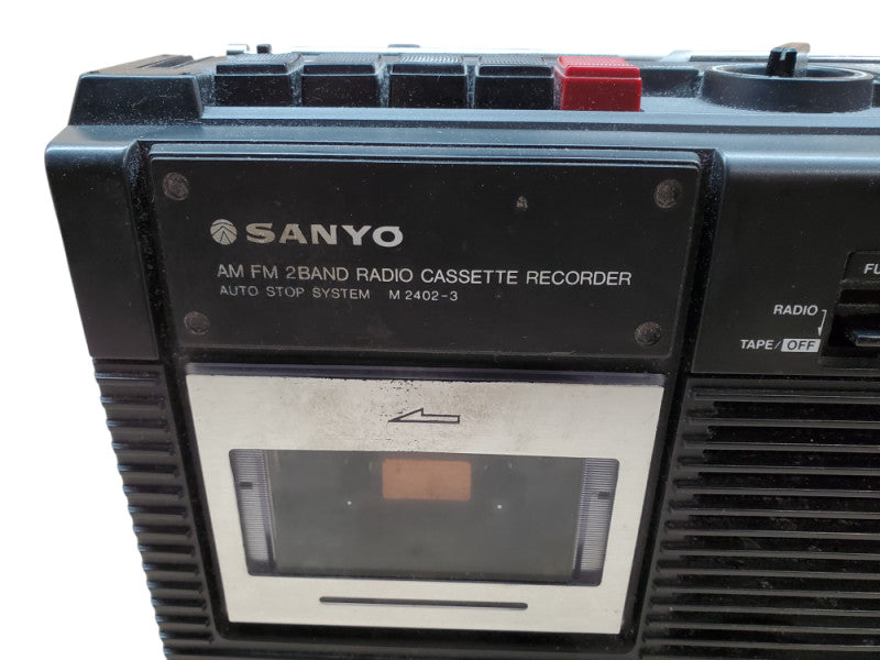 Sanyo AM FM 2Band Radio Cassette Recorder | M2402-3 | *READ*