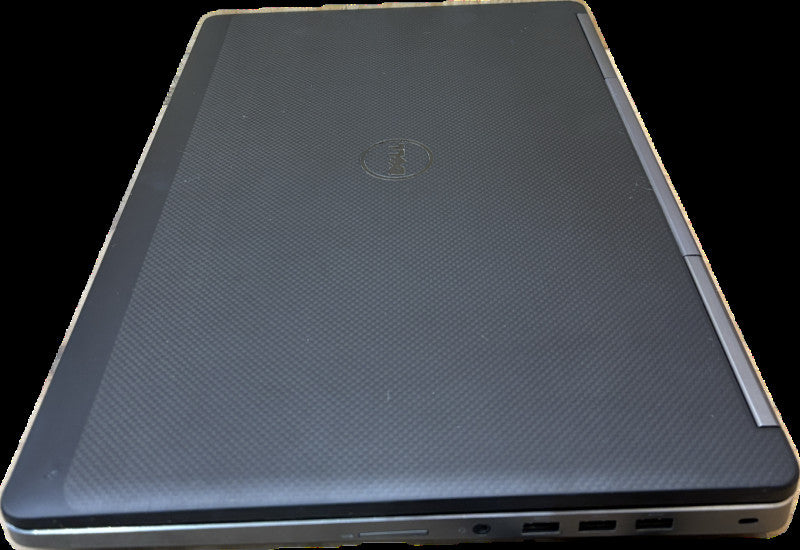 Dell Precision 8820 i7-7700HQ QUADRO M1200 4GB GPU 32GB RAM 512GB SSD READ  Lap200