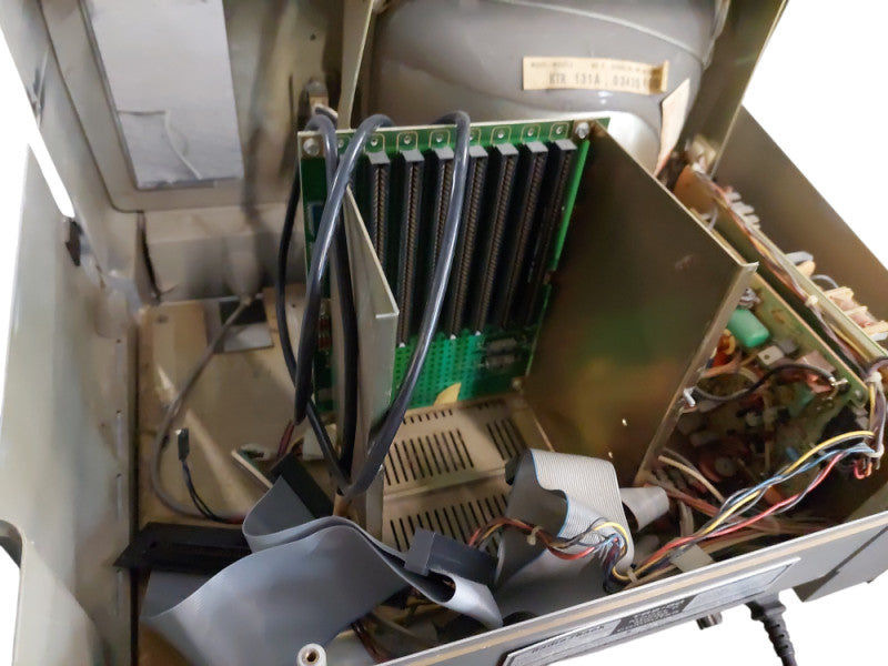 Vintage Radio Shack TRS-80 Model:2 Micro Computer Part&Pieces Screen Works =