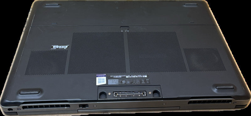 Dell Precision 7720 i7-7700HQ@2.8Gh QUADRO M1200 4GB GPU 32GB RAM 512SSD READ Q Lap200