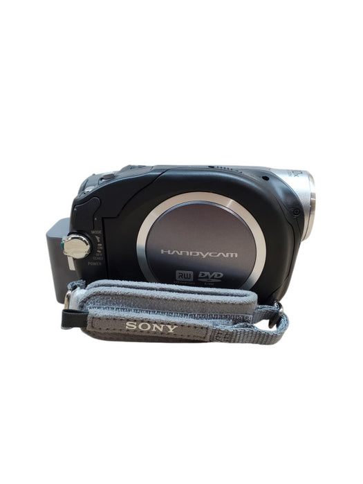 Sony DCR-DVD203 Handycam Camcorder | w/ Batteries