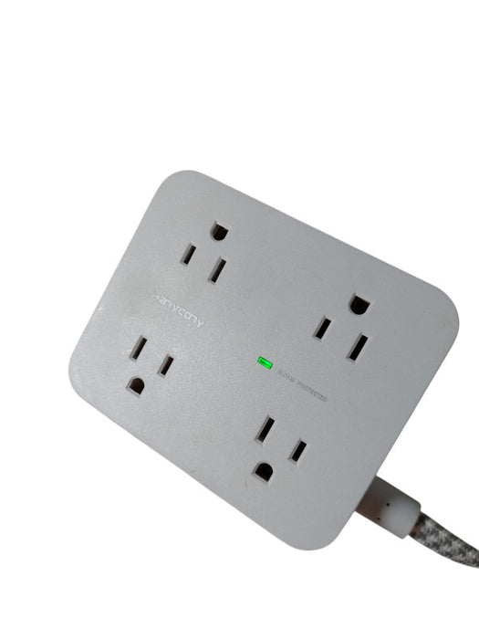 Bundle of 2 Power blocks , USB & USB-C Model: HN8U5W & THU6106A =