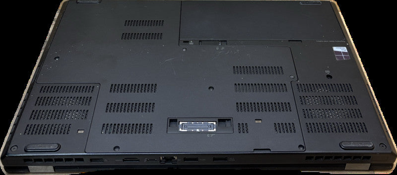 Lenovo ThinkPad P50 XEON E3-1505M v5@2.8GHz QUADRO M2000M 4GB GPU 32GB 256SSD  Lap200